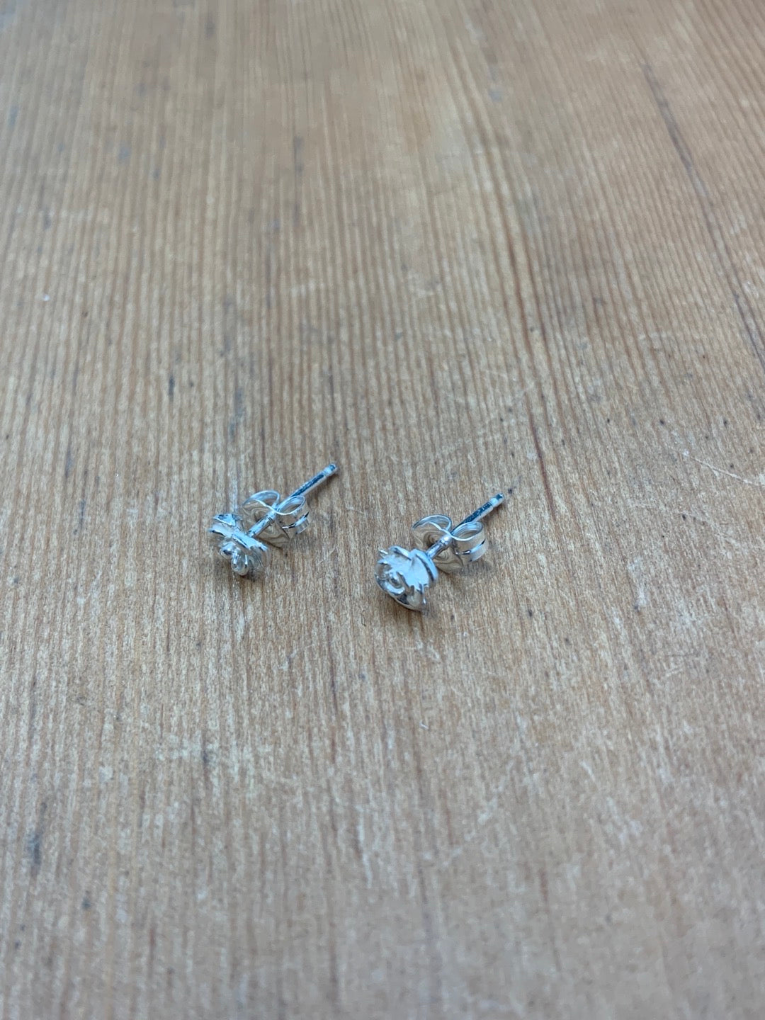 Tini Rose Stud