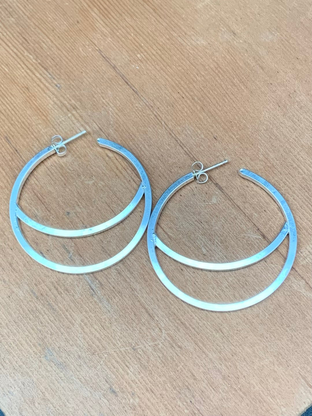 Divided Hoop