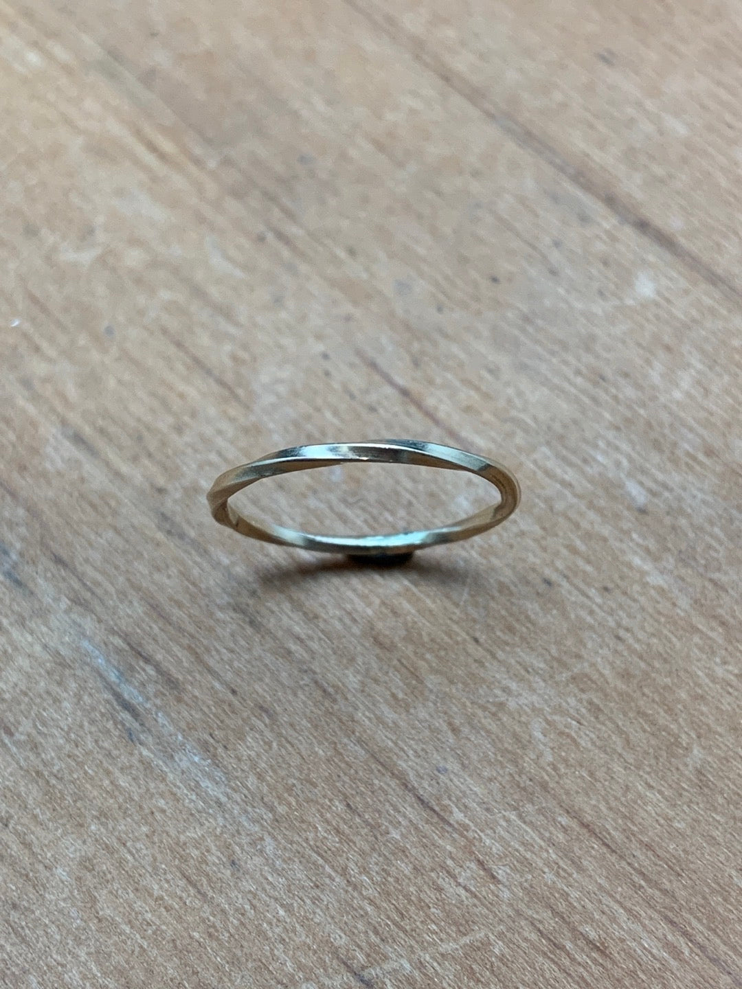 14k Twisted Ring